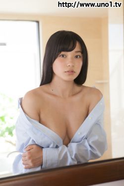 美女和男人睡觉